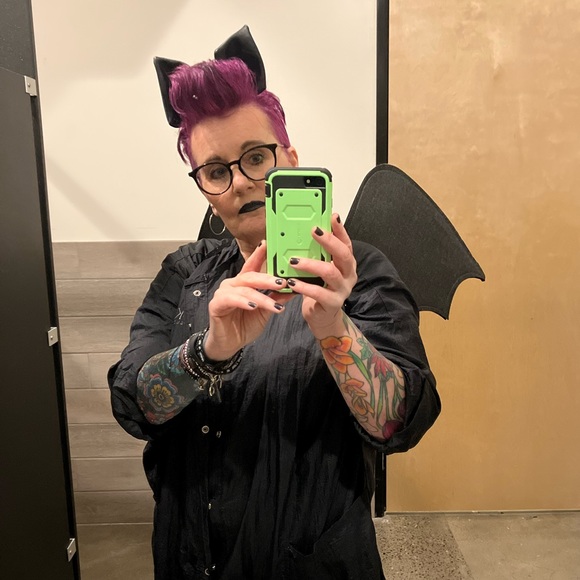 Meet your Posher, Donna,Recovering Shoe addict π - Picture 4 of 4